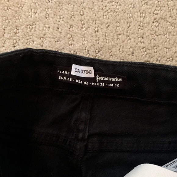 NWT Stradivarius Black Flare Jeans - Picture 9 of 12